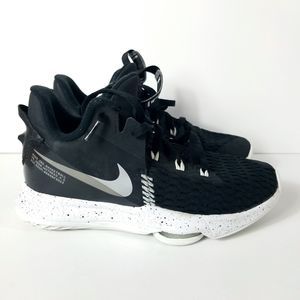Nike Black and White Athletic Shoes
